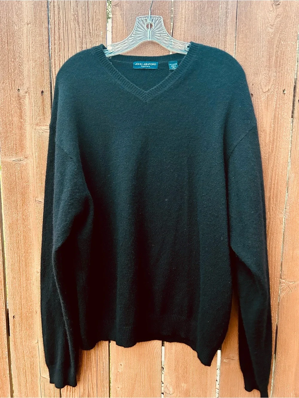 John Ashford Men's V-Neck Sweater 100% Cashmere Black Size XL Soft Luxury